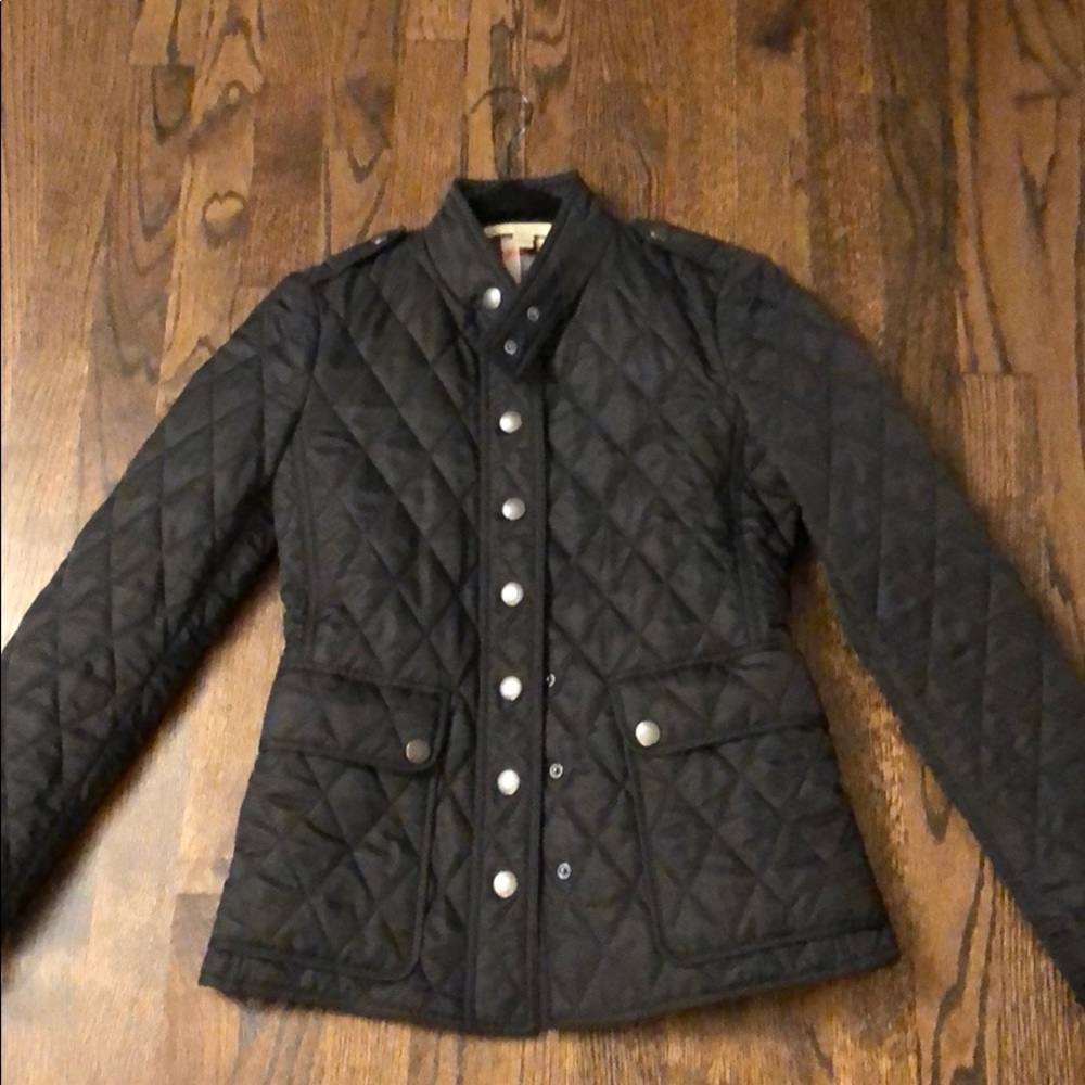 Burberry Womens Quilted Coat